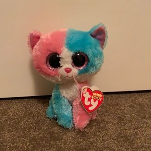 “Fiona” beanie boo toys